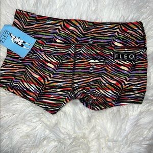 2022 NWT, WZA Exclusive shorts, never worn. Size large